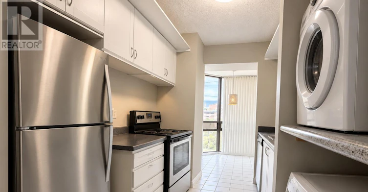 204-2200 Sherobee Road, Mississauga, ON, L5A 3Y3 - 5