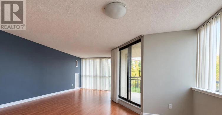 204-2200 Sherobee Road, Mississauga, ON, L5A 3Y3 - 3