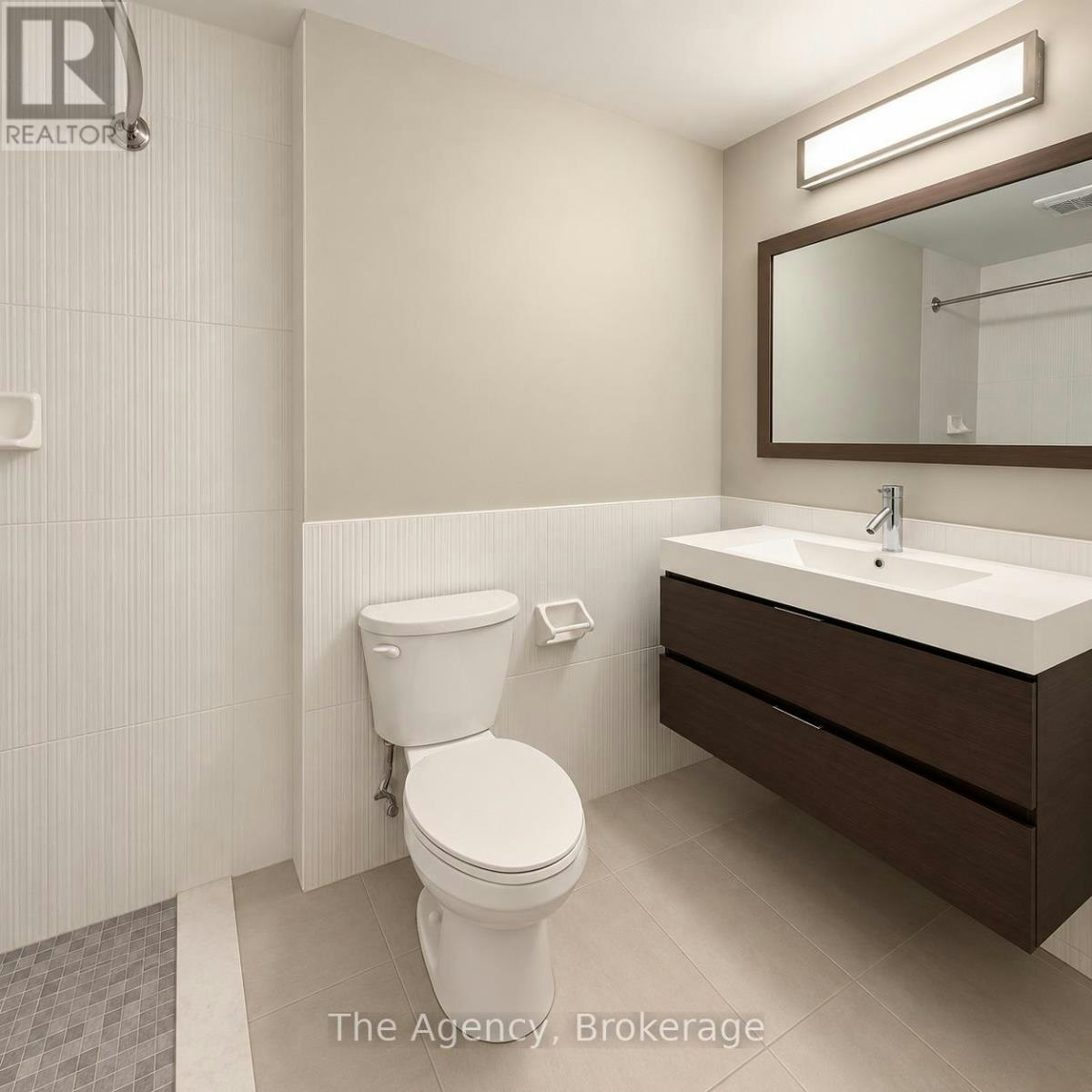 BOO2-2200 Sherobee Road, Mississauga, ON, L5A 3Y3 - 9