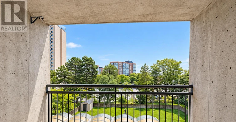 403-2200 Sherobee Road, Mississauga, ON, L5A 3Y3 - 10