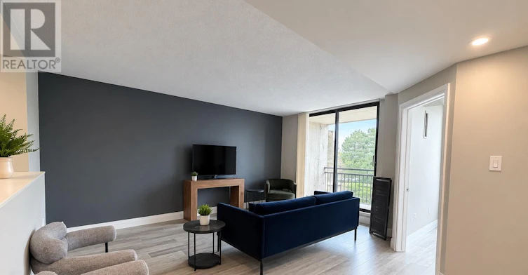 403-2200 Sherobee Road, Mississauga, ON, L5A 3Y3 - 5