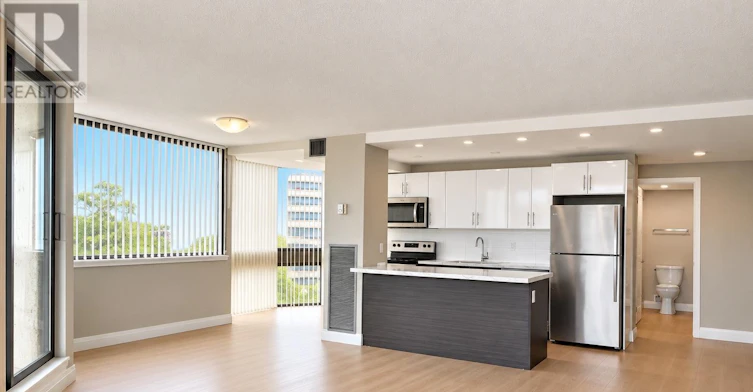 810-2200 Sherobee Road, Mississauga, ON, L5A 3Y3 - 7