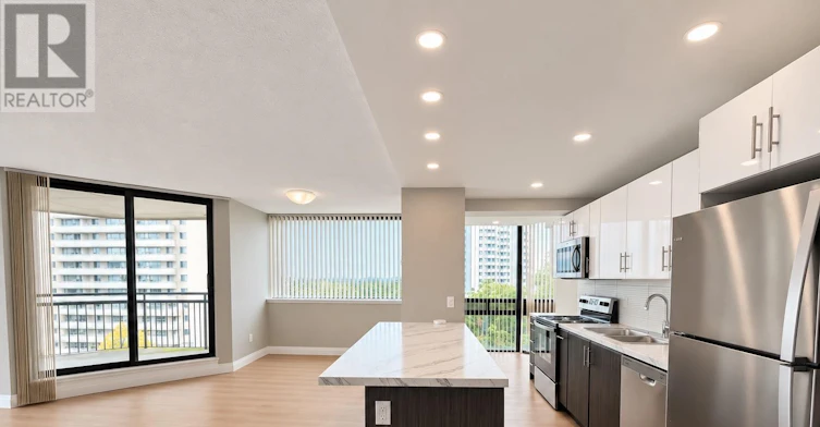 810-2200 Sherobee Road, Mississauga, ON, L5A 3Y3 - 4