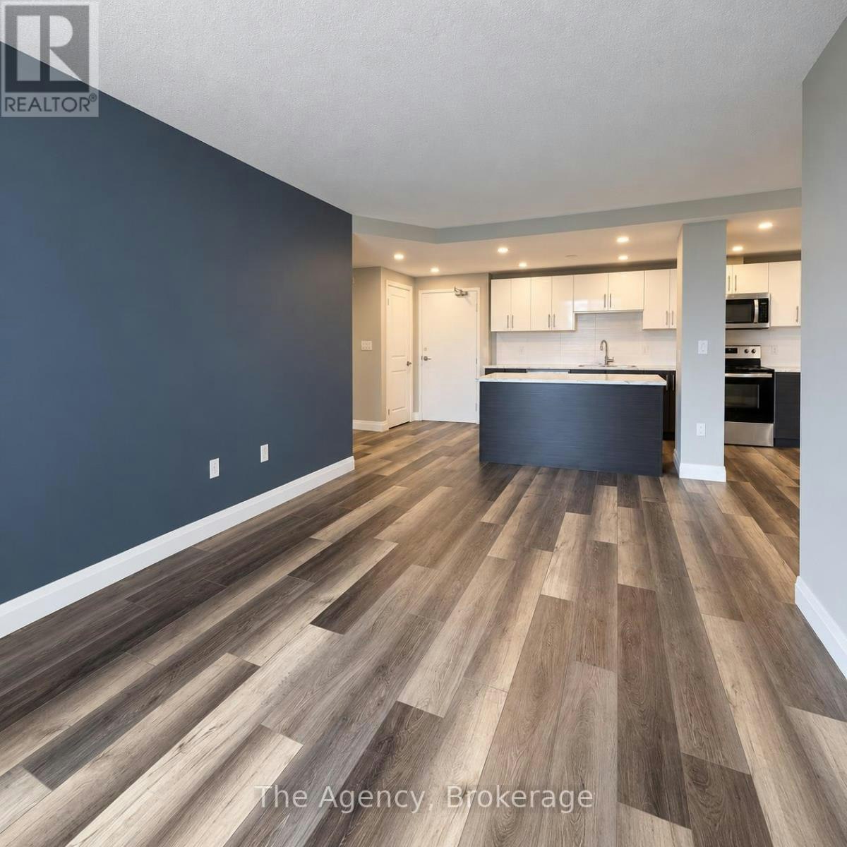 812-2200 Sherobee Road, Mississauga, ON, L5A 3Y3 - 8