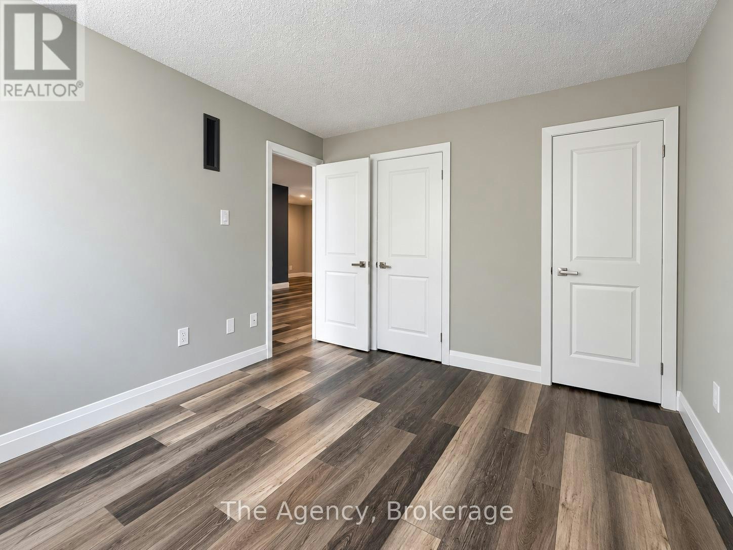 812-2200 Sherobee Road, Mississauga, ON, L5A 3Y3 - 10