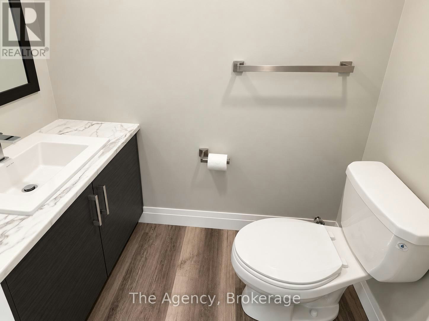 812-2200 Sherobee Road, Mississauga, ON, L5A 3Y3 - 11