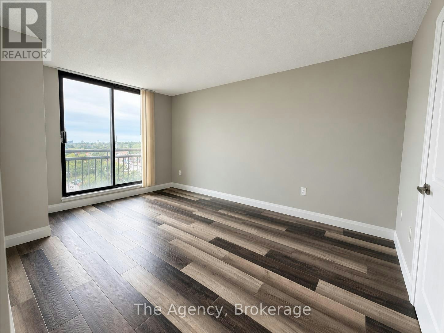 812-2200 Sherobee Road, Mississauga, ON, L5A 3Y3 - 12