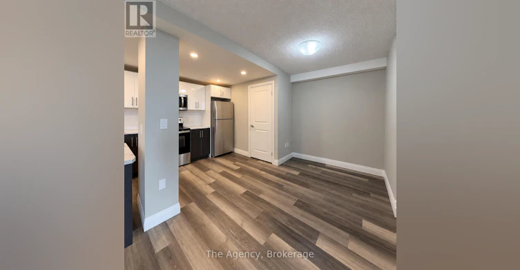 812-2200 Sherobee Road, Mississauga, ON, L5A 3Y3 - 6