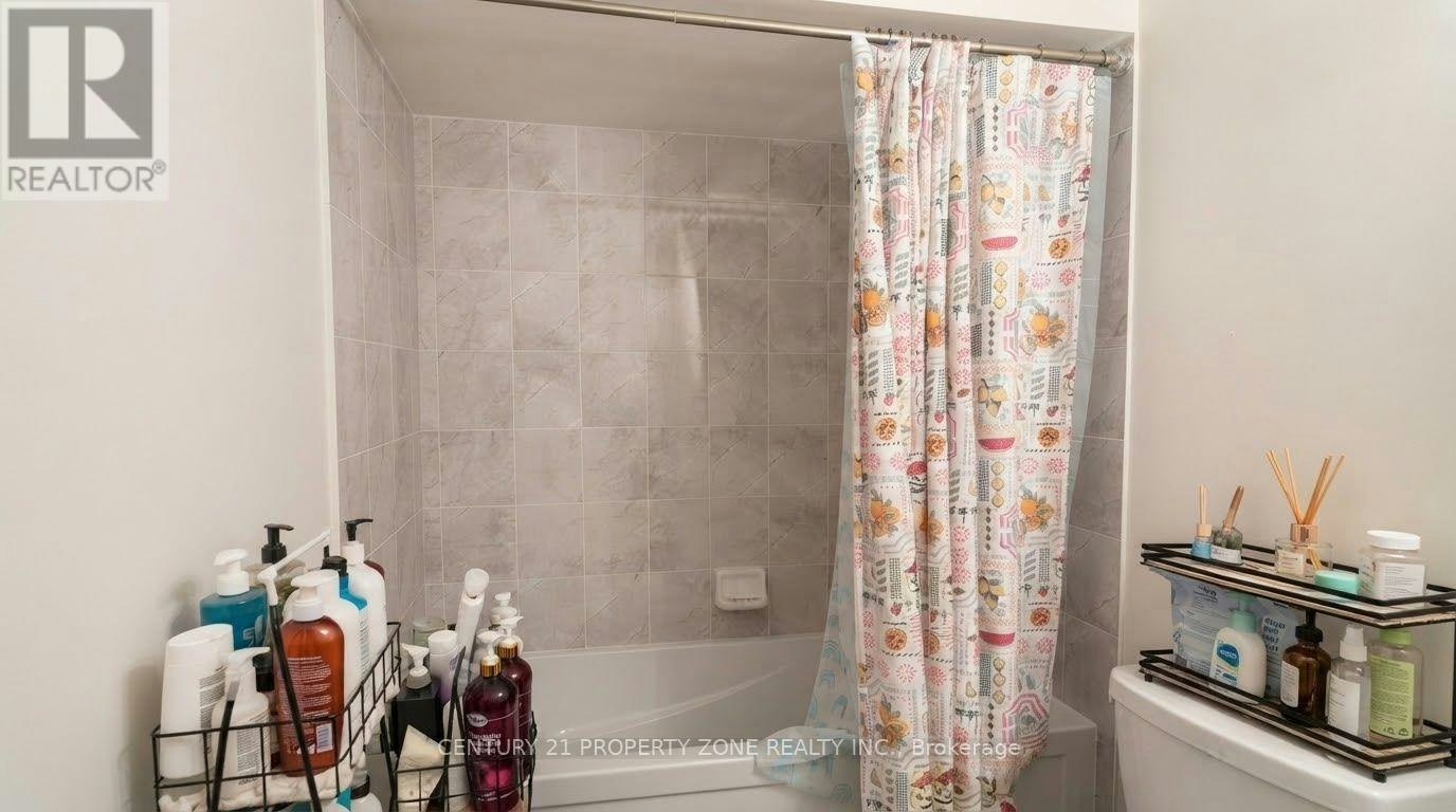 10-485 Beresford Path, Oshawa, ON, L1H 0B2 - 10