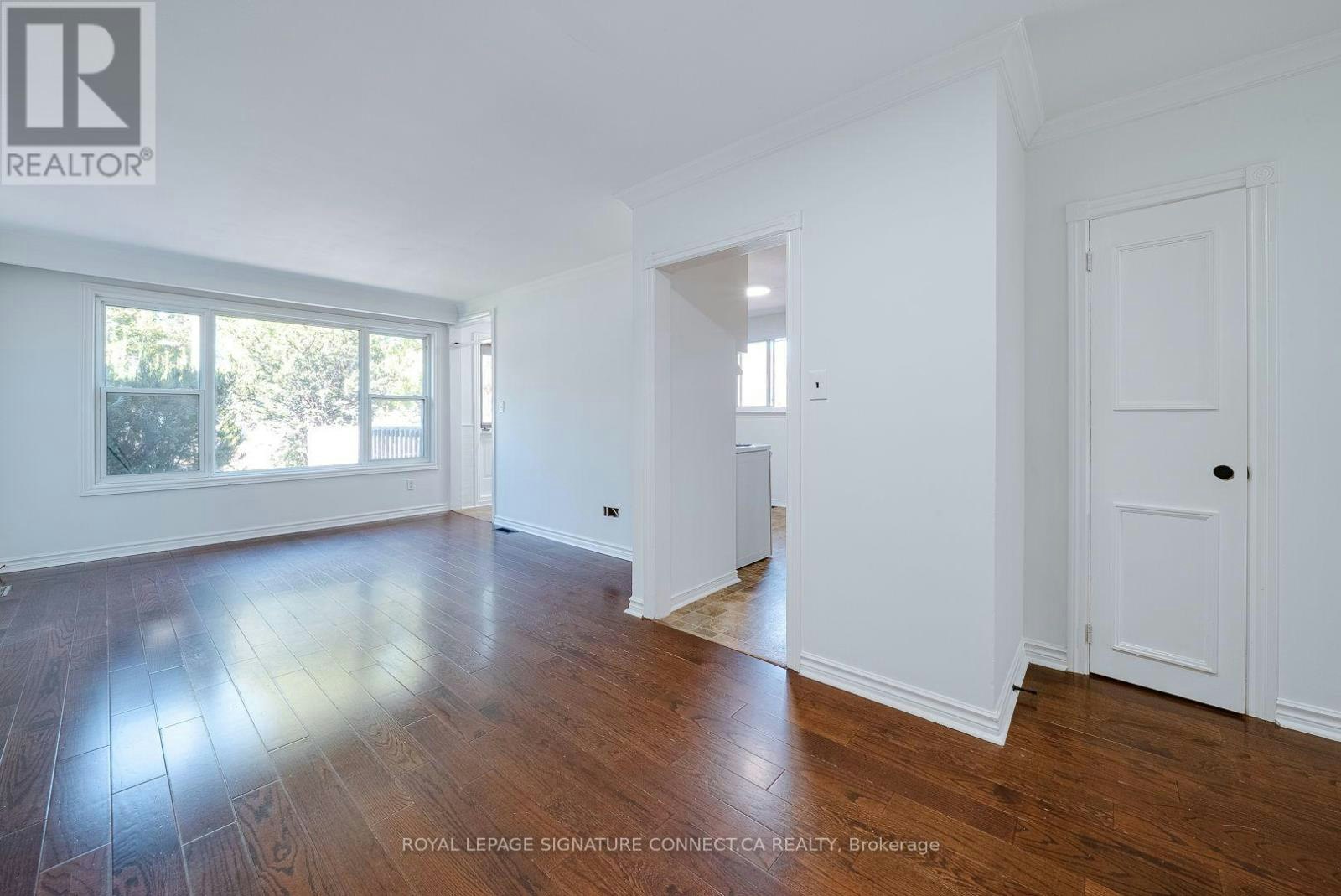 UPPER LEVEL-166 Cherrywood Drive, Newmarket, ON, L3Y 2X7 - 27