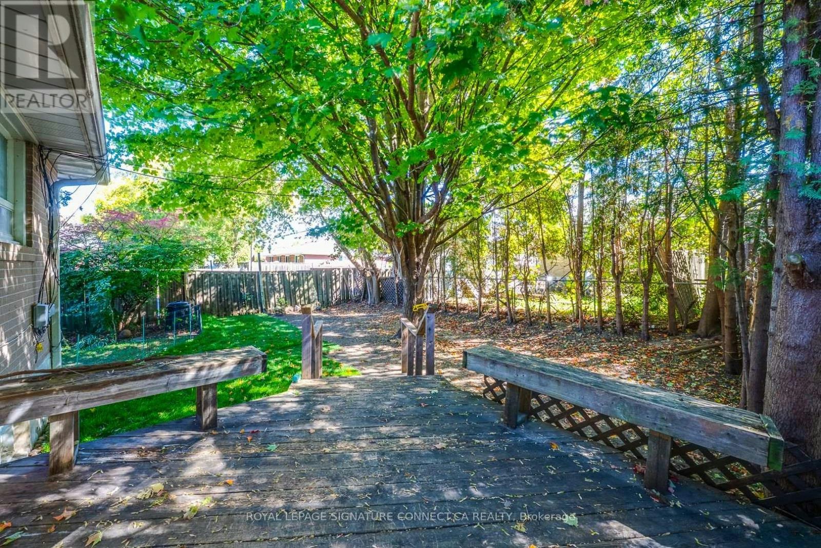 UPPER LEVEL-166 Cherrywood Drive, Newmarket, ON, L3Y 2X7 - 38