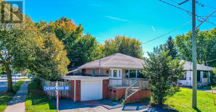 UPPER LEVEL-166 Cherrywood Drive, Newmarket, ON, L3Y 2X7 - 9