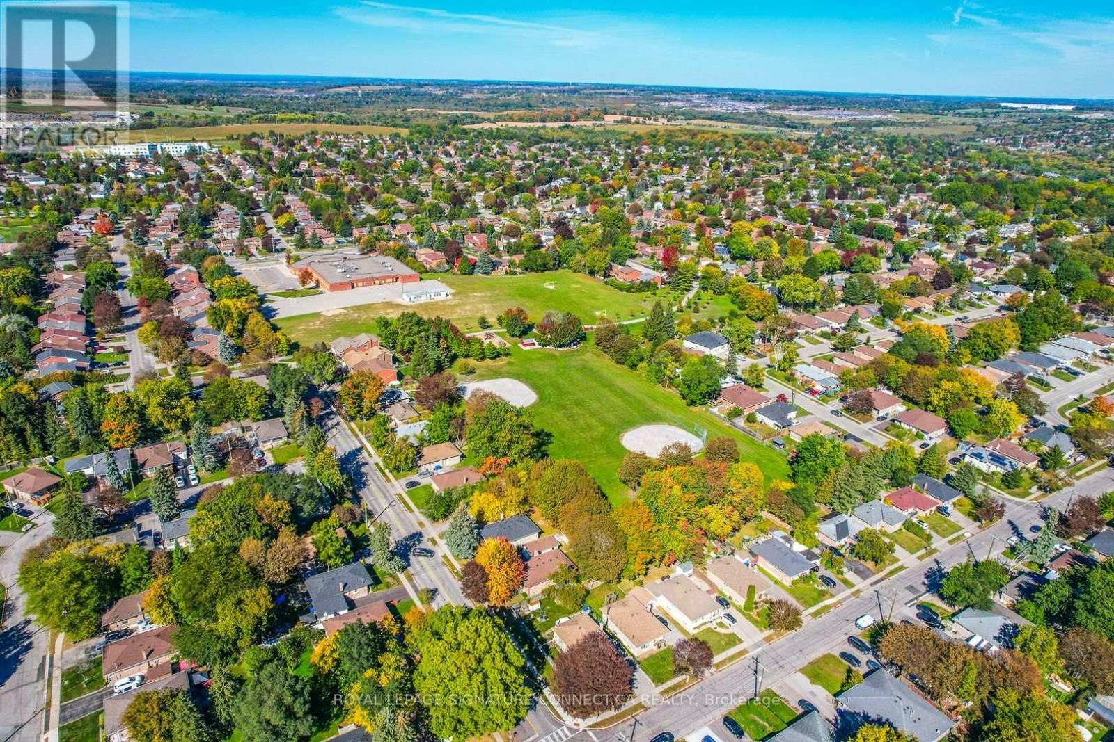 UPPER LEVEL-166 Cherrywood Drive, Newmarket, ON, L3Y 2X7 - 14
