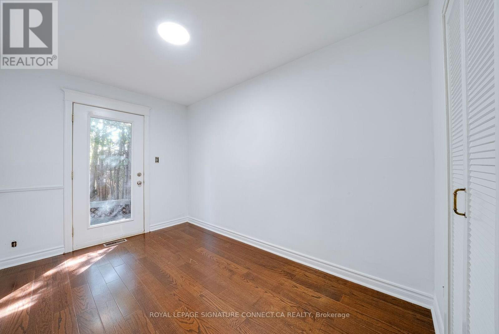 UPPER LEVEL-166 Cherrywood Drive, Newmarket, ON, L3Y 2X7 - 35