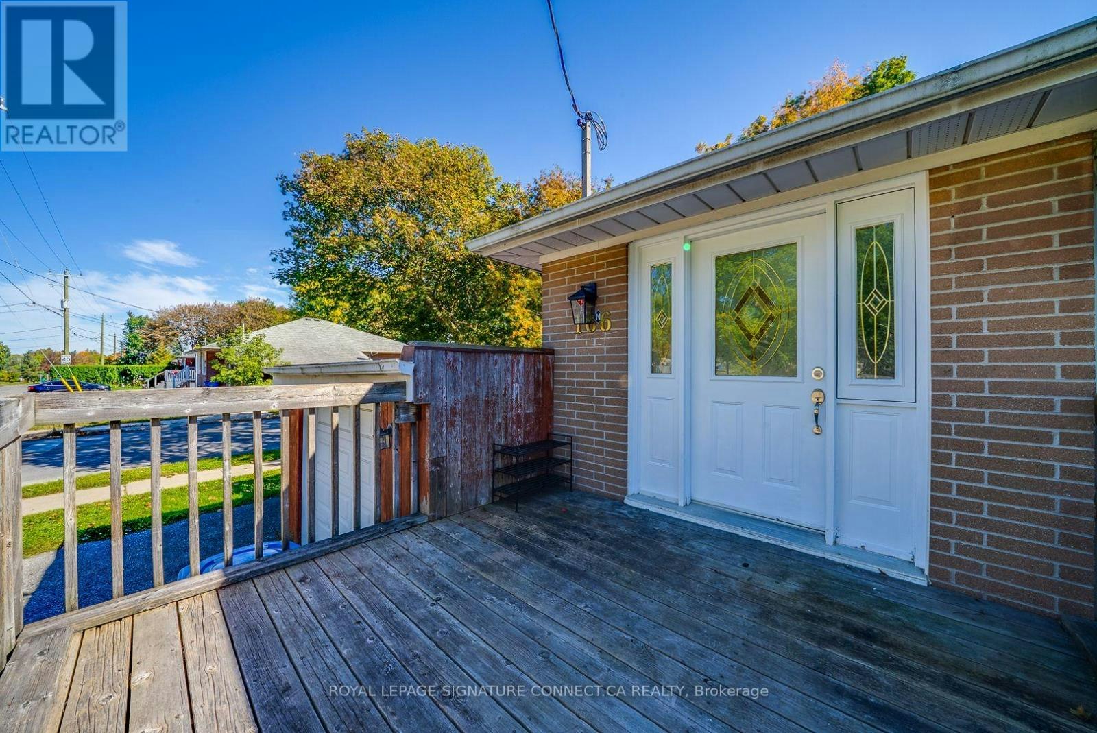 UPPER LEVEL-166 Cherrywood Drive, Newmarket, ON, L3Y 2X7 - 2