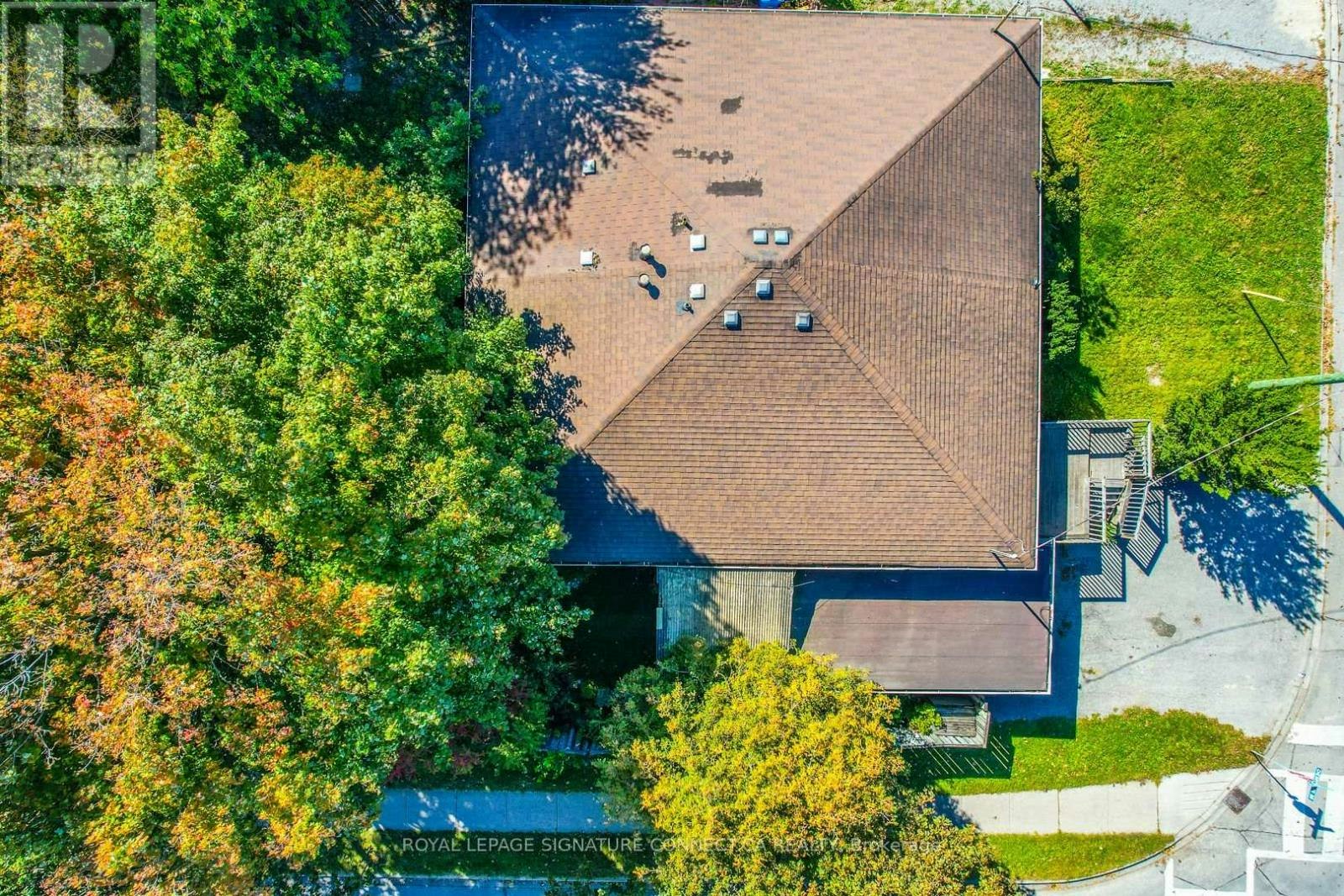 UPPER LEVEL-166 Cherrywood Drive, Newmarket, ON, L3Y 2X7 - 10