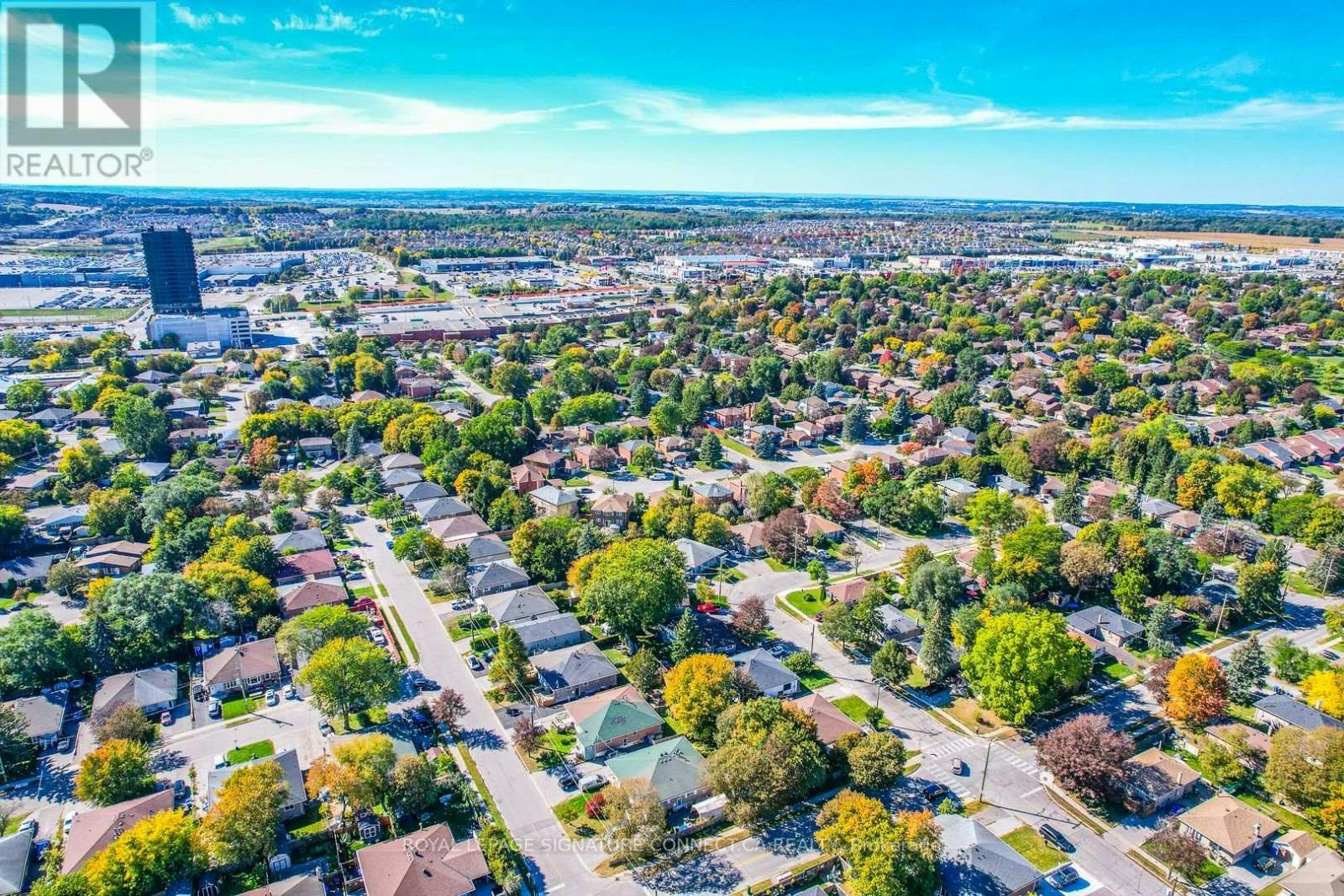 UPPER LEVEL-166 Cherrywood Drive, Newmarket, ON, L3Y 2X7 - 16