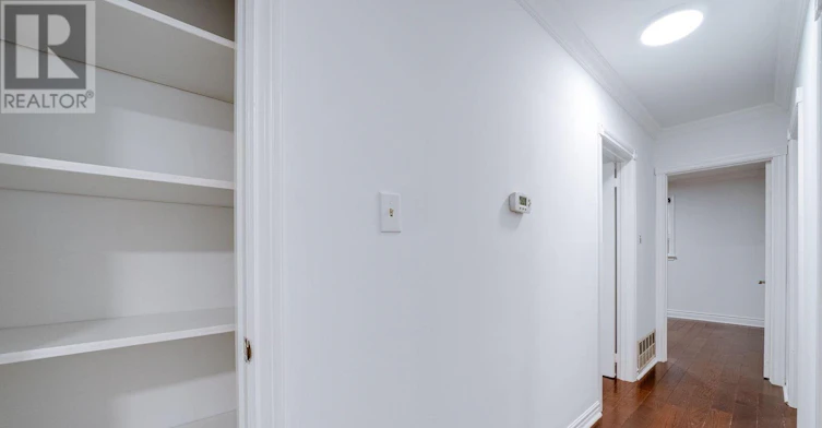 UPPER LEVEL-166 Cherrywood Drive, Newmarket, ON, L3Y 2X7 - 28