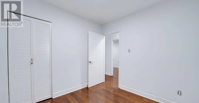 UPPER LEVEL-166 Cherrywood Drive, Newmarket, ON, L3Y 2X7 - 32