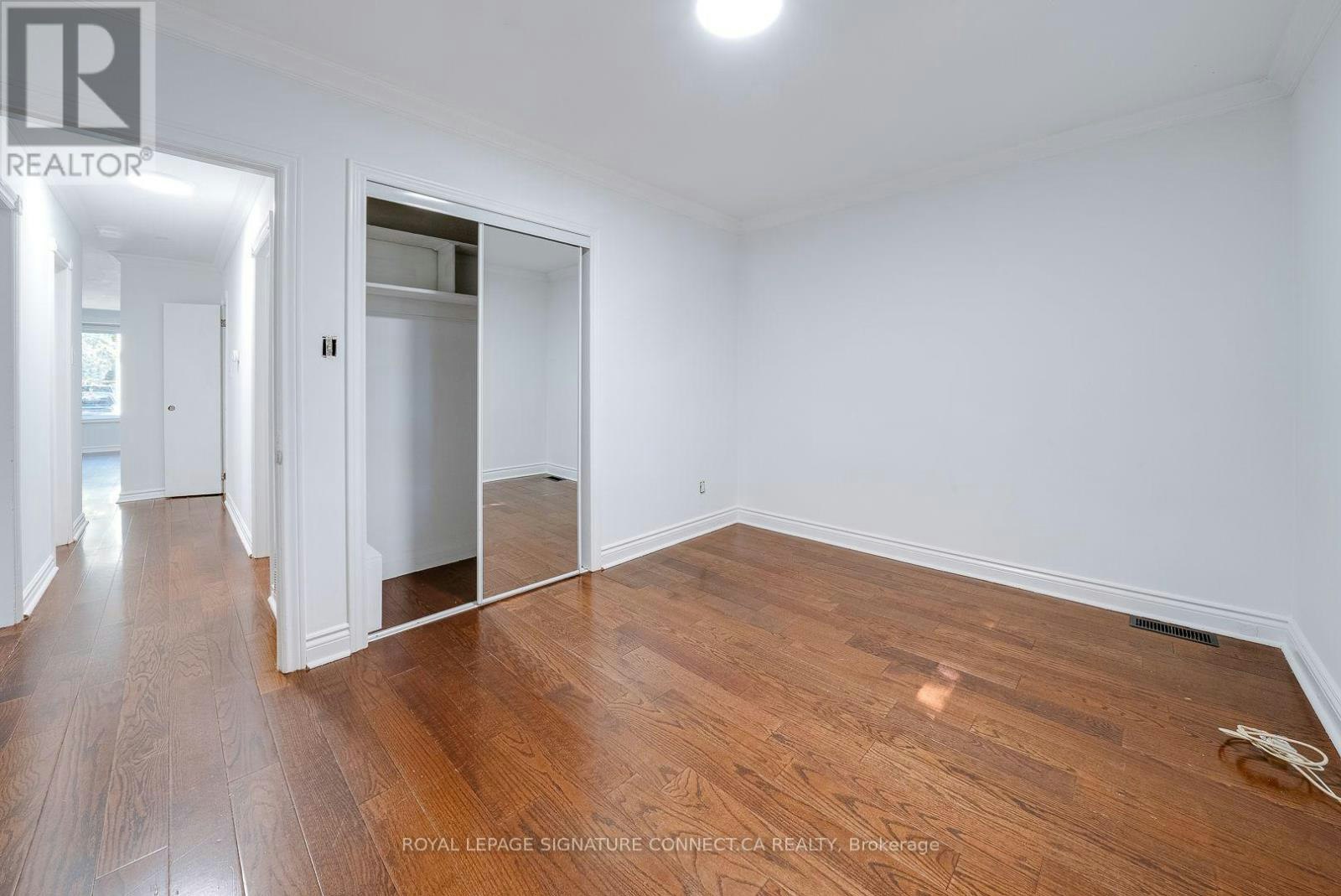 UPPER LEVEL-166 Cherrywood Drive, Newmarket, ON, L3Y 2X7 - 34