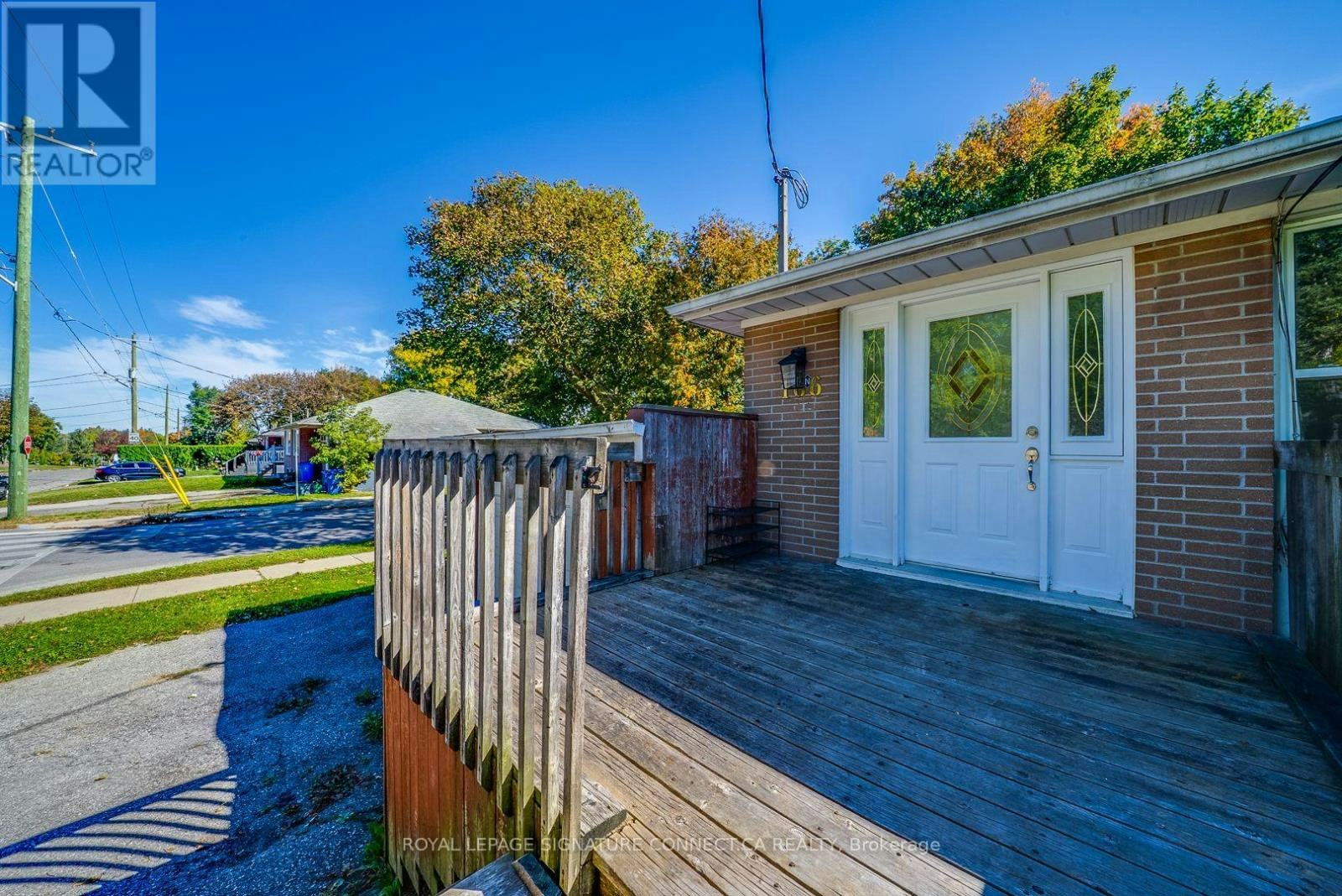 UPPER LEVEL-166 Cherrywood Drive, Newmarket, ON, L3Y 2X7 - 3