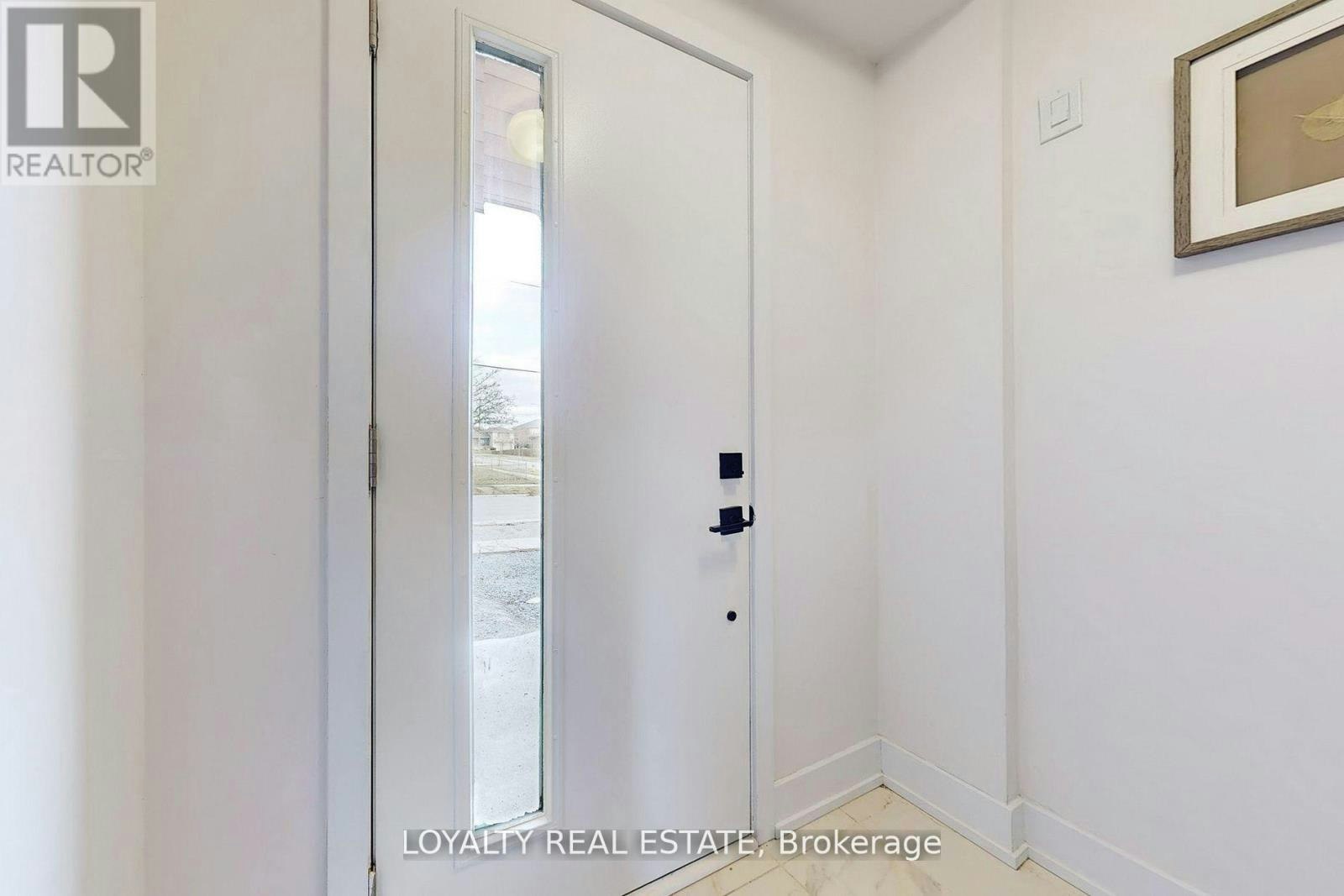 38A Lower Monclova Road, Toronto, ON, M3M 0A6 - 12