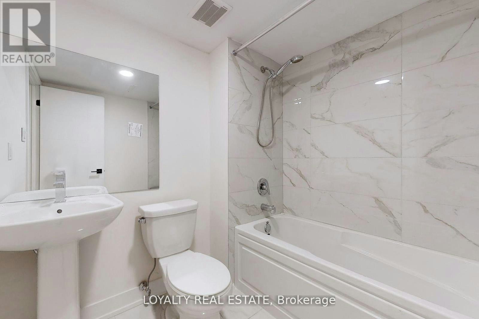 38A Lower Monclova Road, Toronto, ON, M3M 0A6 - 6