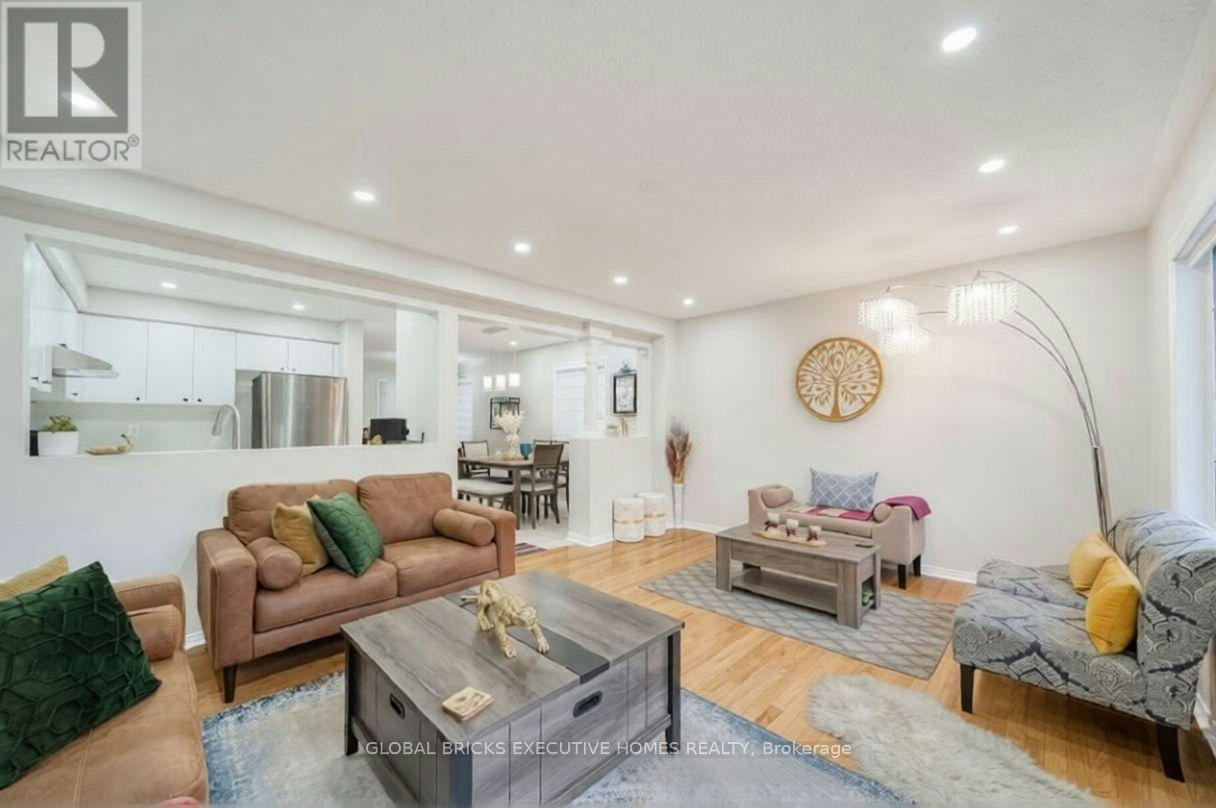 101 Albright Road, Brampton, ON, L6X 5E3 - 2
