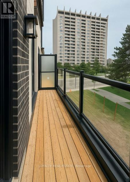 38 Monclova Road, Toronto, ON, M3M 0A6 - 6