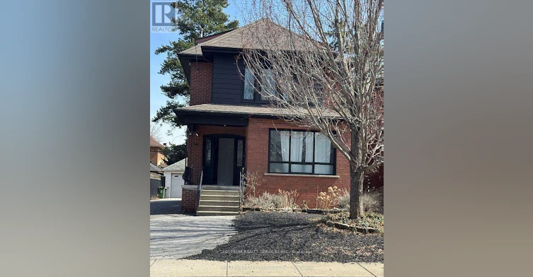 2-161 Rothsay Avenue, Hamilton, ON, L8M 3G5