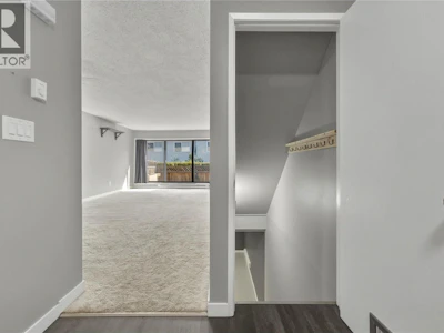 103-4100 24 Avenue - 5
