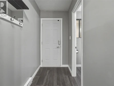 103-4100 24 Avenue - 3