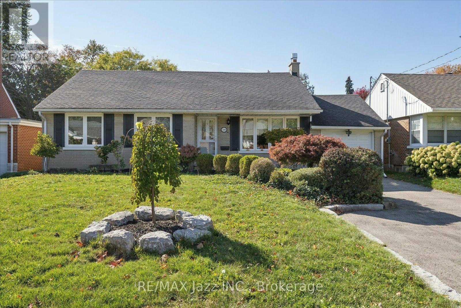 700 Grierson Street, Oshawa, ON, L1G 5J5