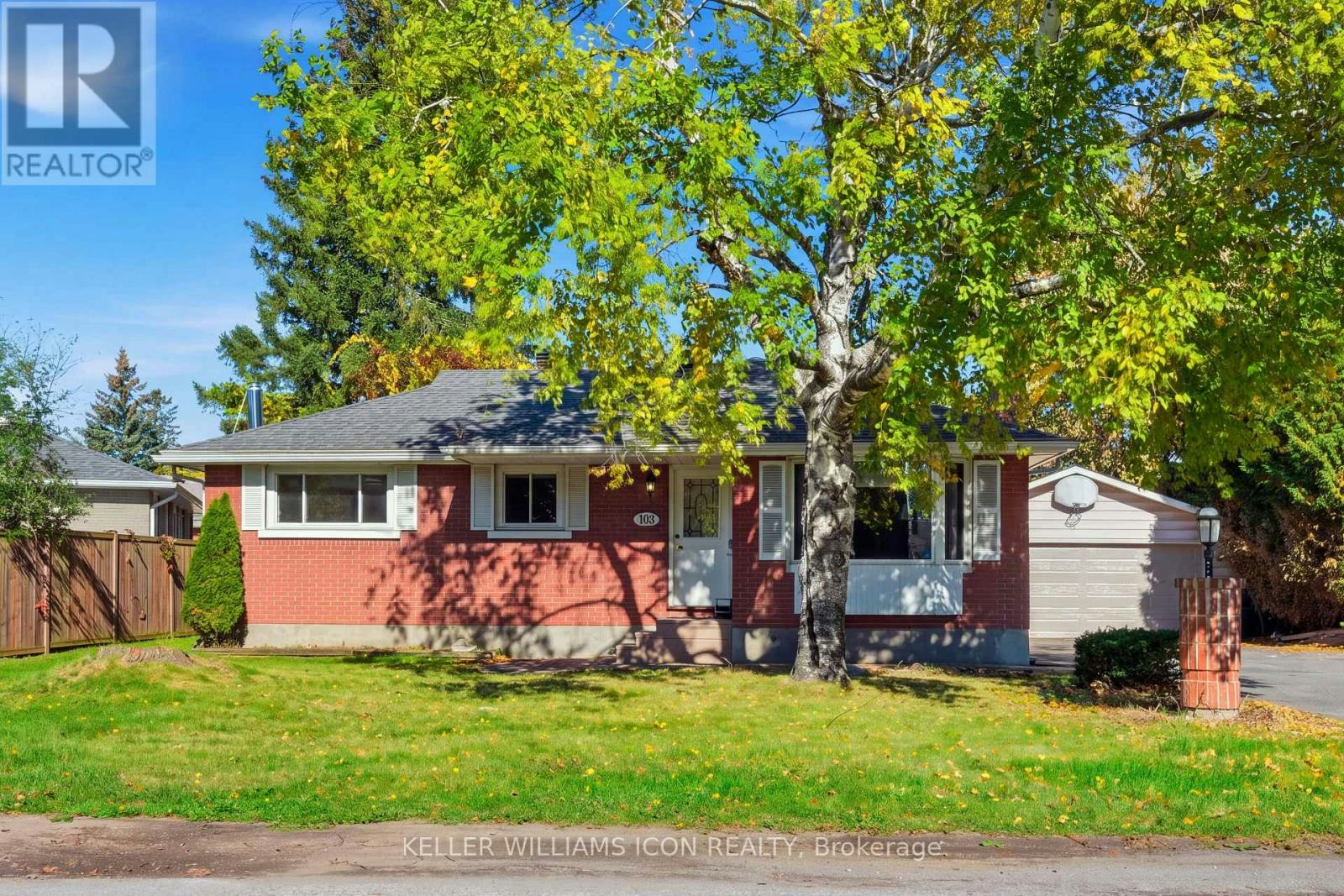 103 Harris Place, Ottawa, ON, K2G 2P7