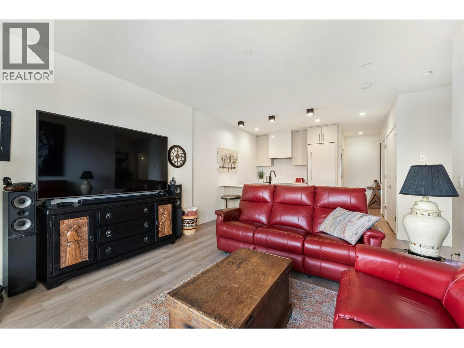 1003-3340 Lakeshore Road, Kelowna, BC, V1W 0H6 - 9