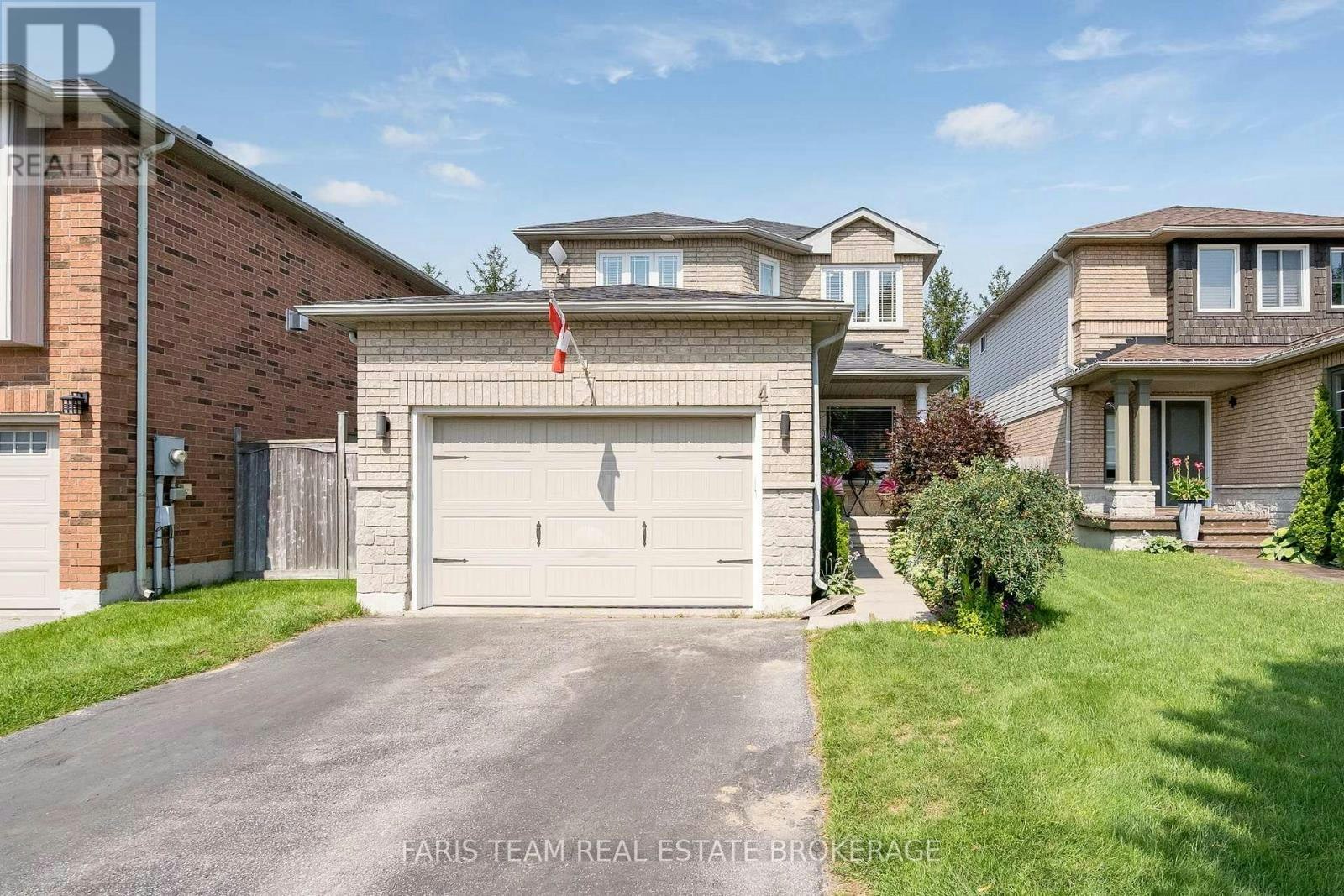 4 Bluegrass Drive, Barrie, ON, L4N 9N6
