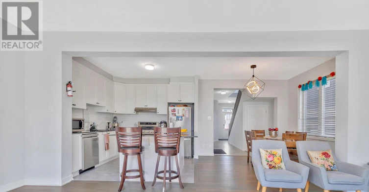 2501 Watercolours Way, Ottawa, ON, K2J 7B1 - 10