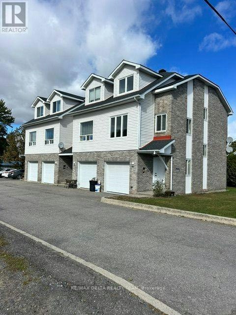 1-2594 Laurier Street, Clarence-Rockland, ON, K4K 1A2