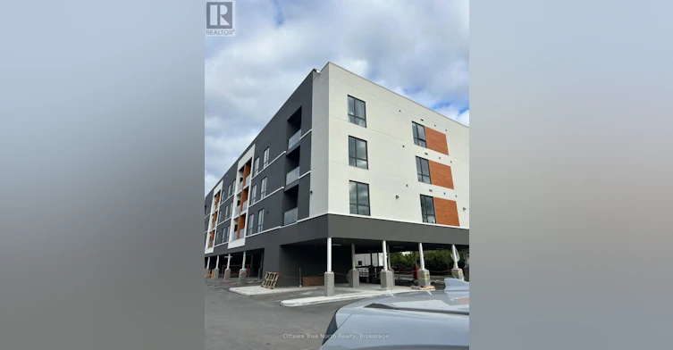 318-1370 Stttsville Main Street, Ottawa, ON, K2S 1V4 - 3