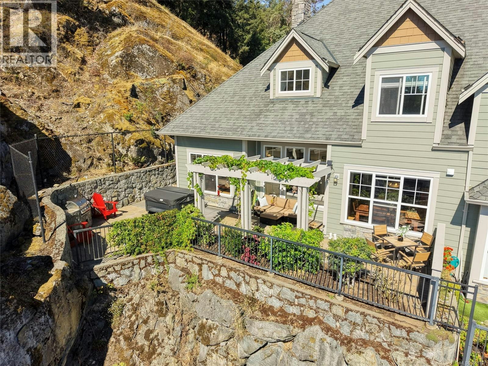102-945 Bear Mountain Pkwy, Langford, BC, V9B 6T1
