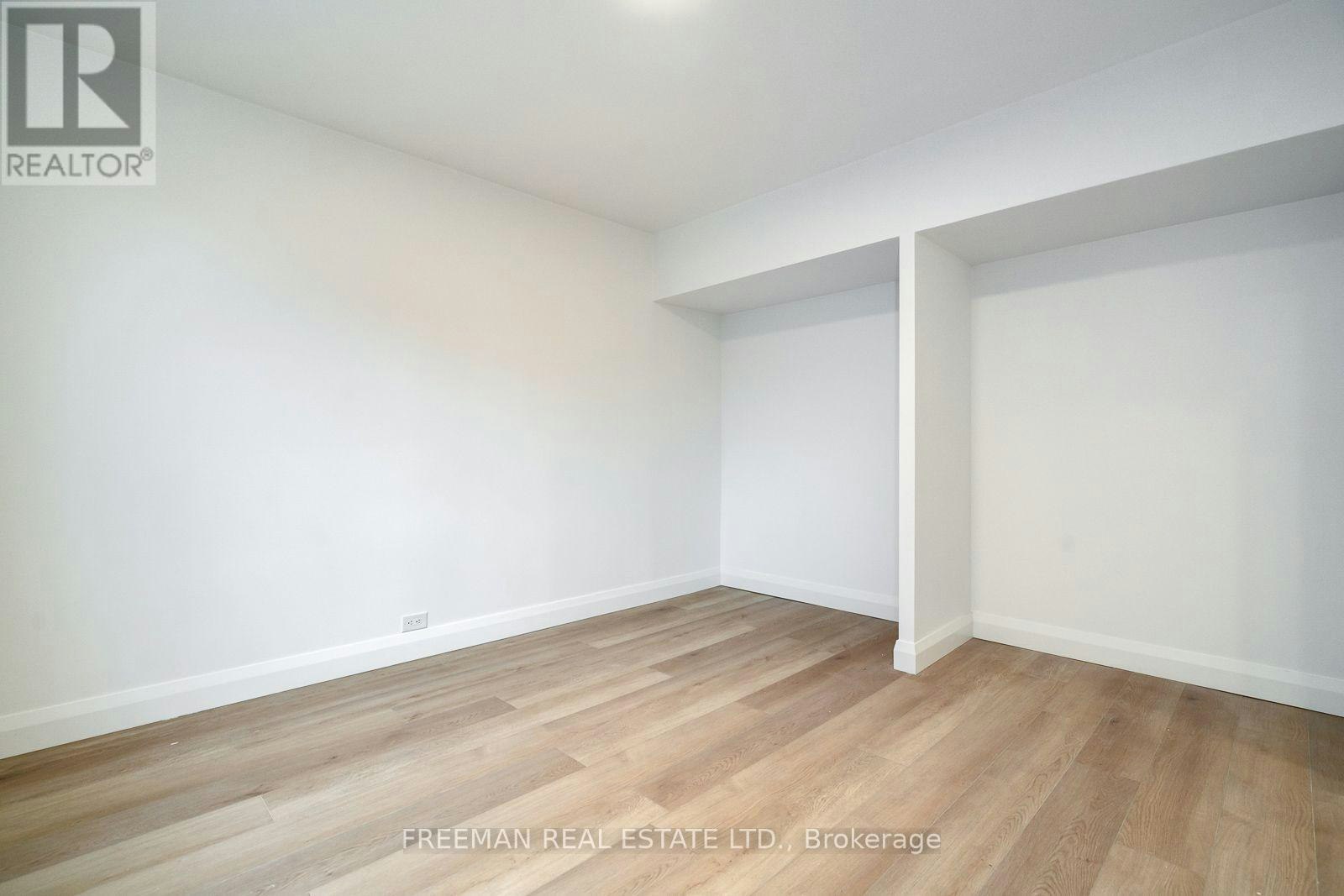 2707 Yonge Street, Toronto, ON, M4N 2H8 - 3