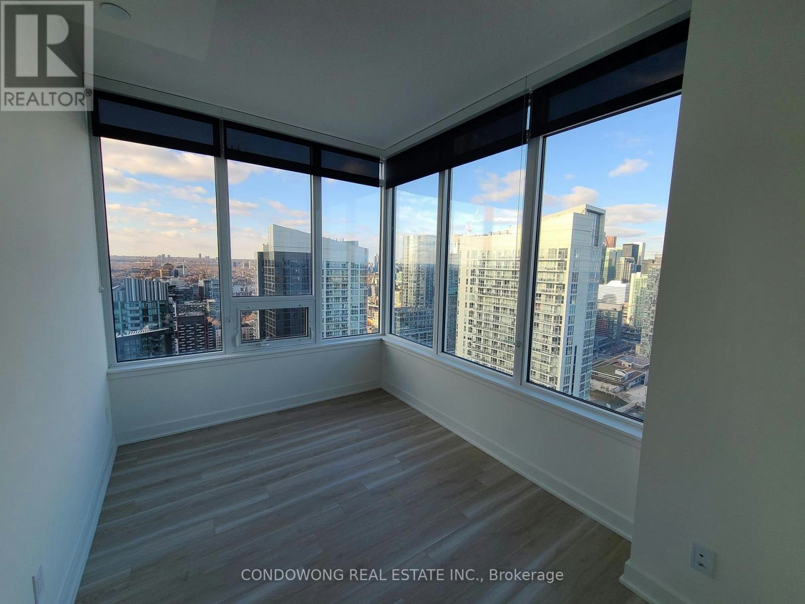 4510-17 Bathurst Street, Toronto, ON, M5V 0N1 - 10