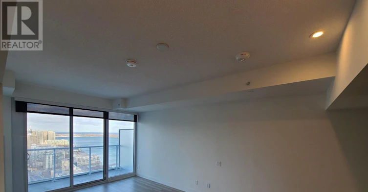 4510-17 Bathurst Street, Toronto, ON, M5V 0N1 - 3