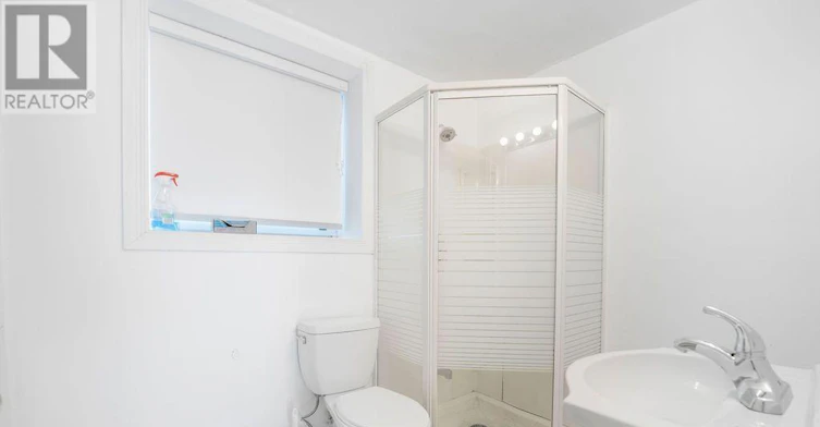 BASEMENT-2037 Simcoe Street N, Oshawa, ON, L1G 0C7 - 11