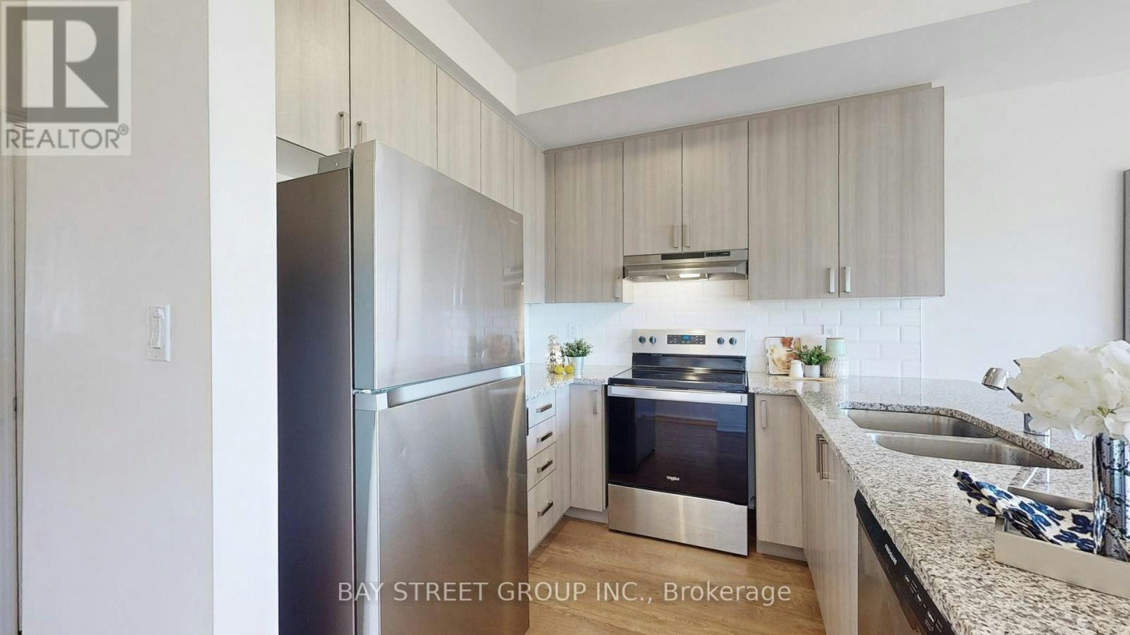 2695 Magdalen Path, Oshawa, ON, L1L 0R6 - 7