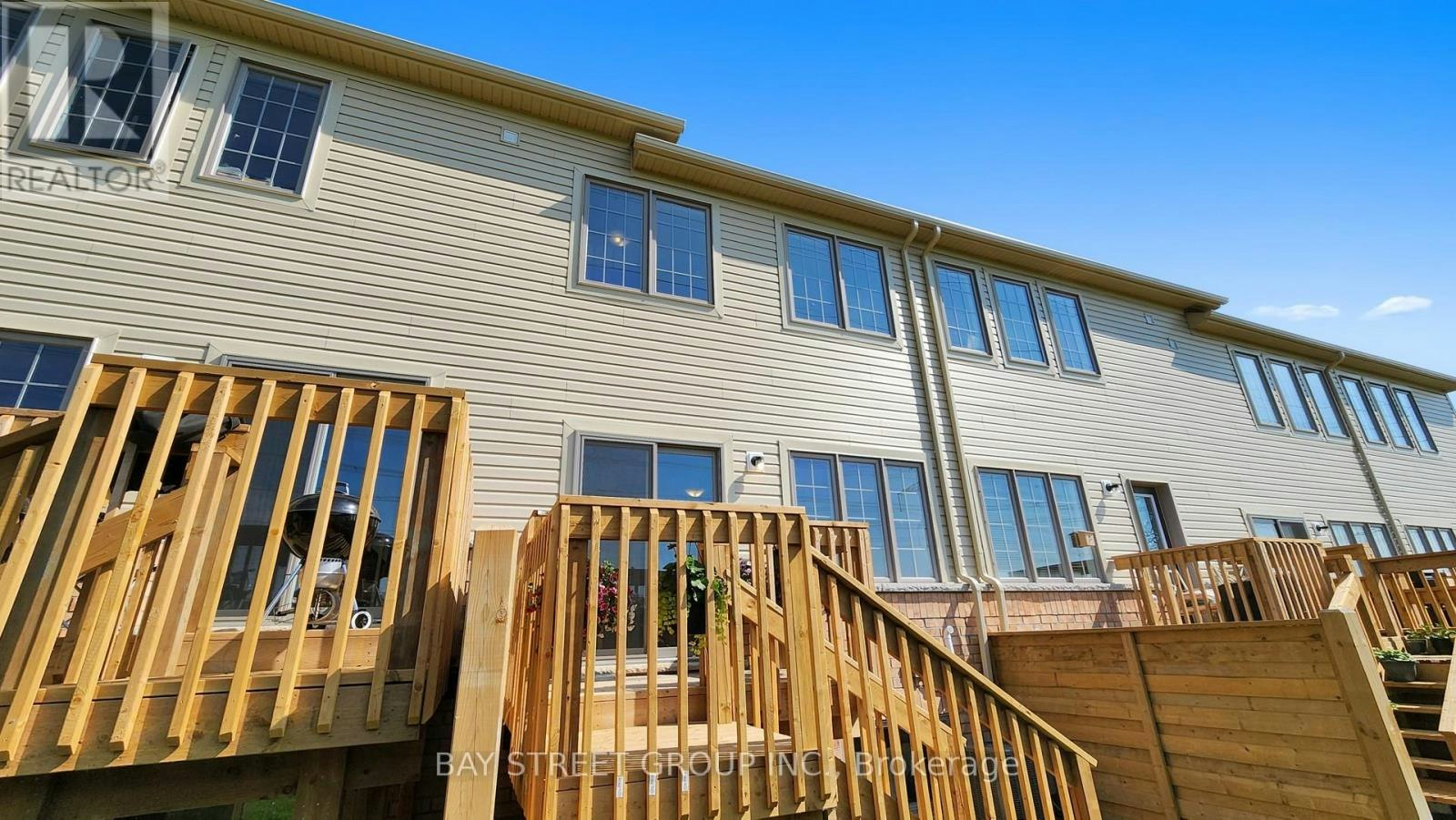 2695 Magdalen Path, Oshawa, ON, L1L 0R6 - 17