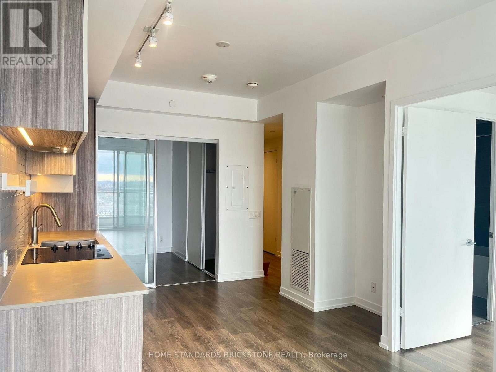 2605-898 Portage Parkway, Vaughan, ON, L4K 0J6 - 12