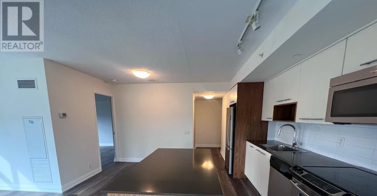 1110-5 Valhalla Inn Road, Toronto, ON, M9B 1S9 - 7