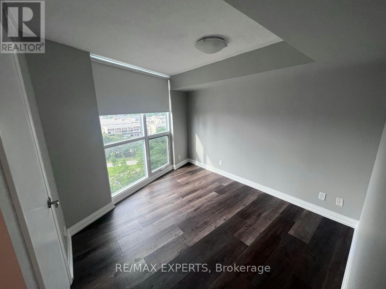 1110-5 Valhalla Inn Road, Toronto, ON, M9B 1S9 - 9