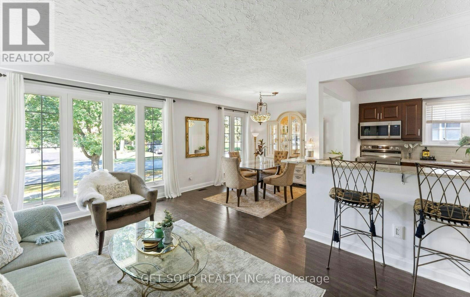 7 Watercliffe Road, Toronto, ON, M9W 4E5